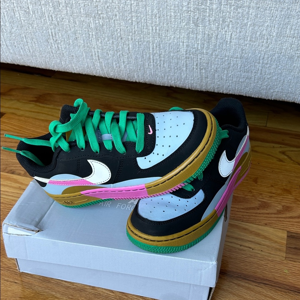 Air Force 1 sneakers